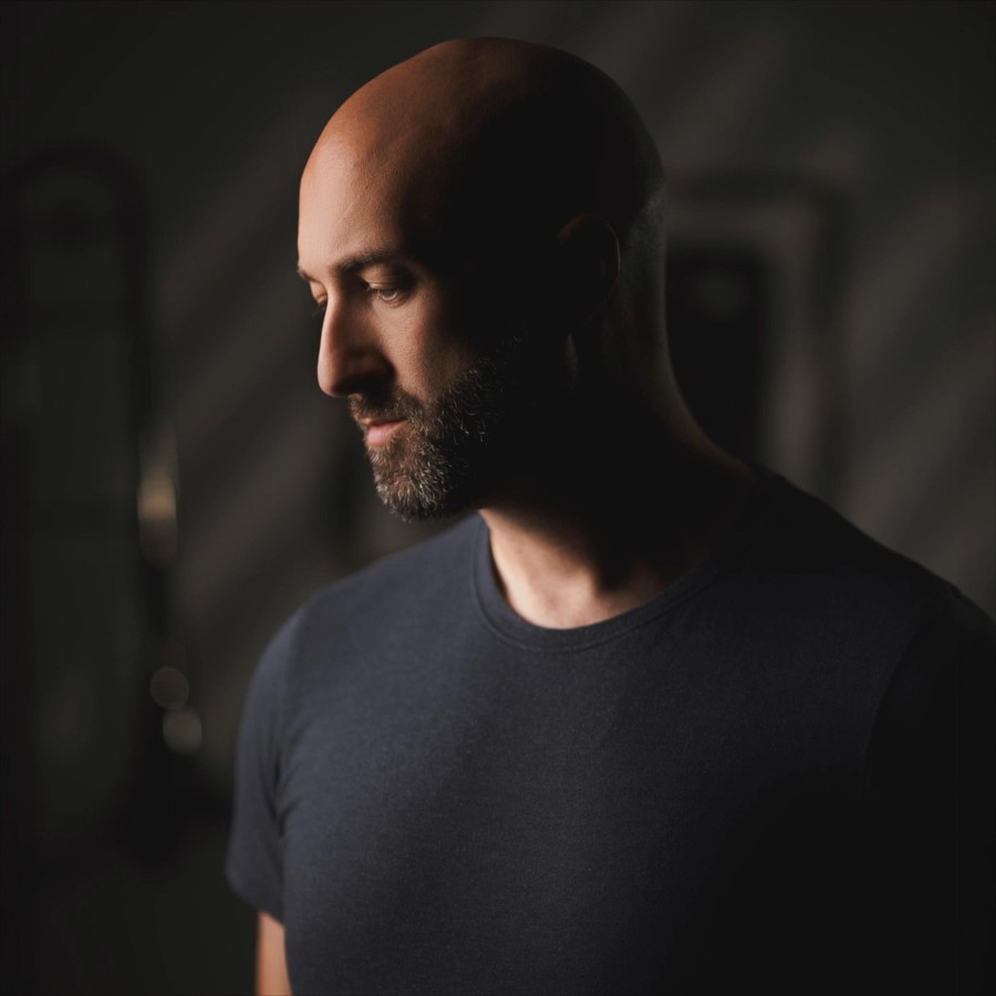 Ryan - Web Designer in Southampton, Hampshire, with almost two decades of graphic design experience